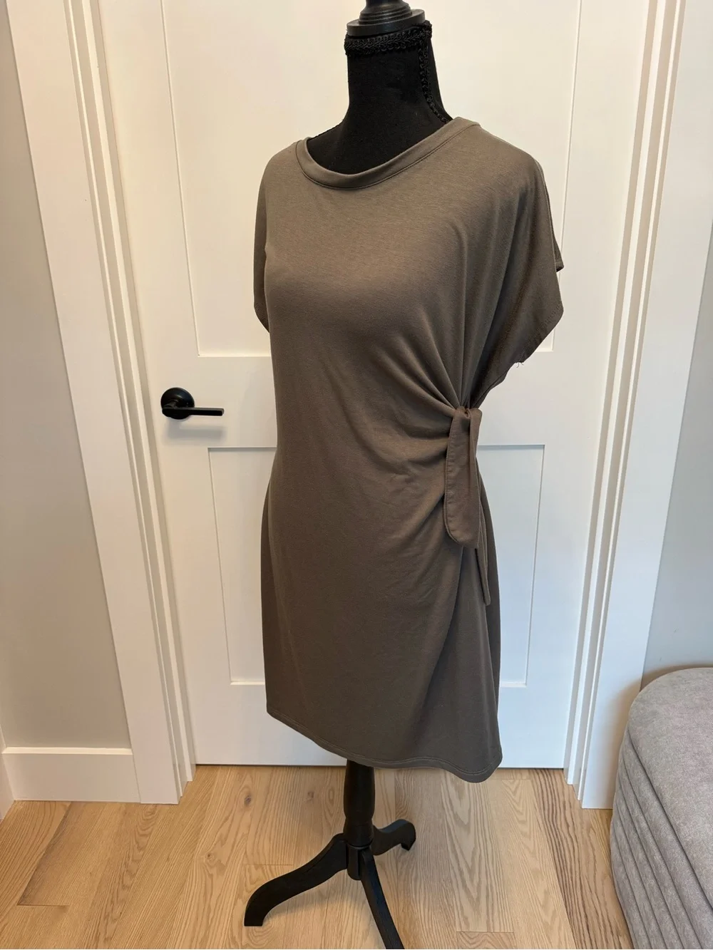 Cable & Gauge Taupe Side-Tie Midi Dress - Picture 1 of 3